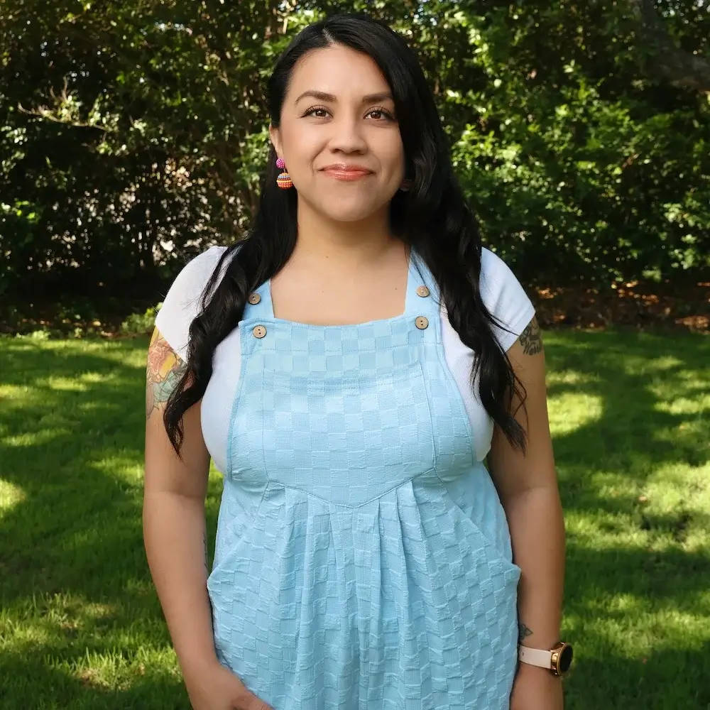 Supervised by Rosalie Piedra, LPC-S, RPT-S™

•Children (3-10)
•Pre-Teens
•Teens
•Adults